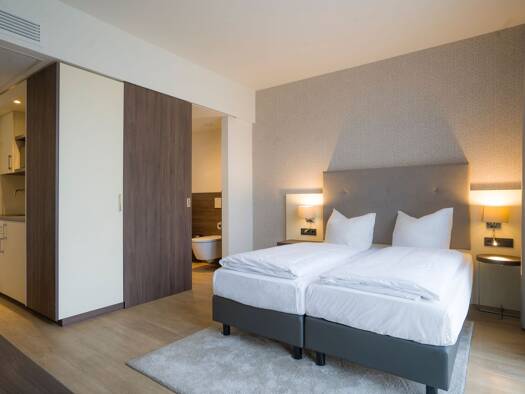 Studio zur Miete 1.500 € 1 Zimmer 24 m² Geschoss 1/2 frei ab sofort Kurfürsten-Anlage 49 Weststadt Heidelberg 69115