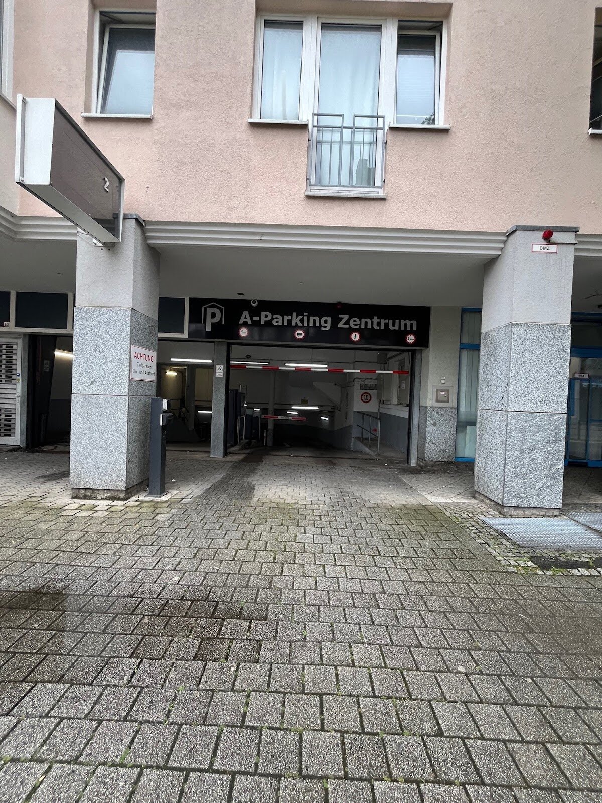 Garage/Stellplatz zur Miete provisionsfrei 60 € Vier Wälle Krefeld 47798