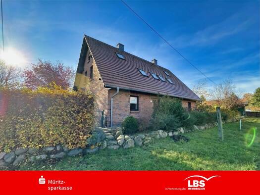 Mehrfamilienhaus zum Kauf provisionsfrei 299.000 € 6 Zimmer 188 m² 1.012 m² Grundstück Wredenhagen Eldetal 17209