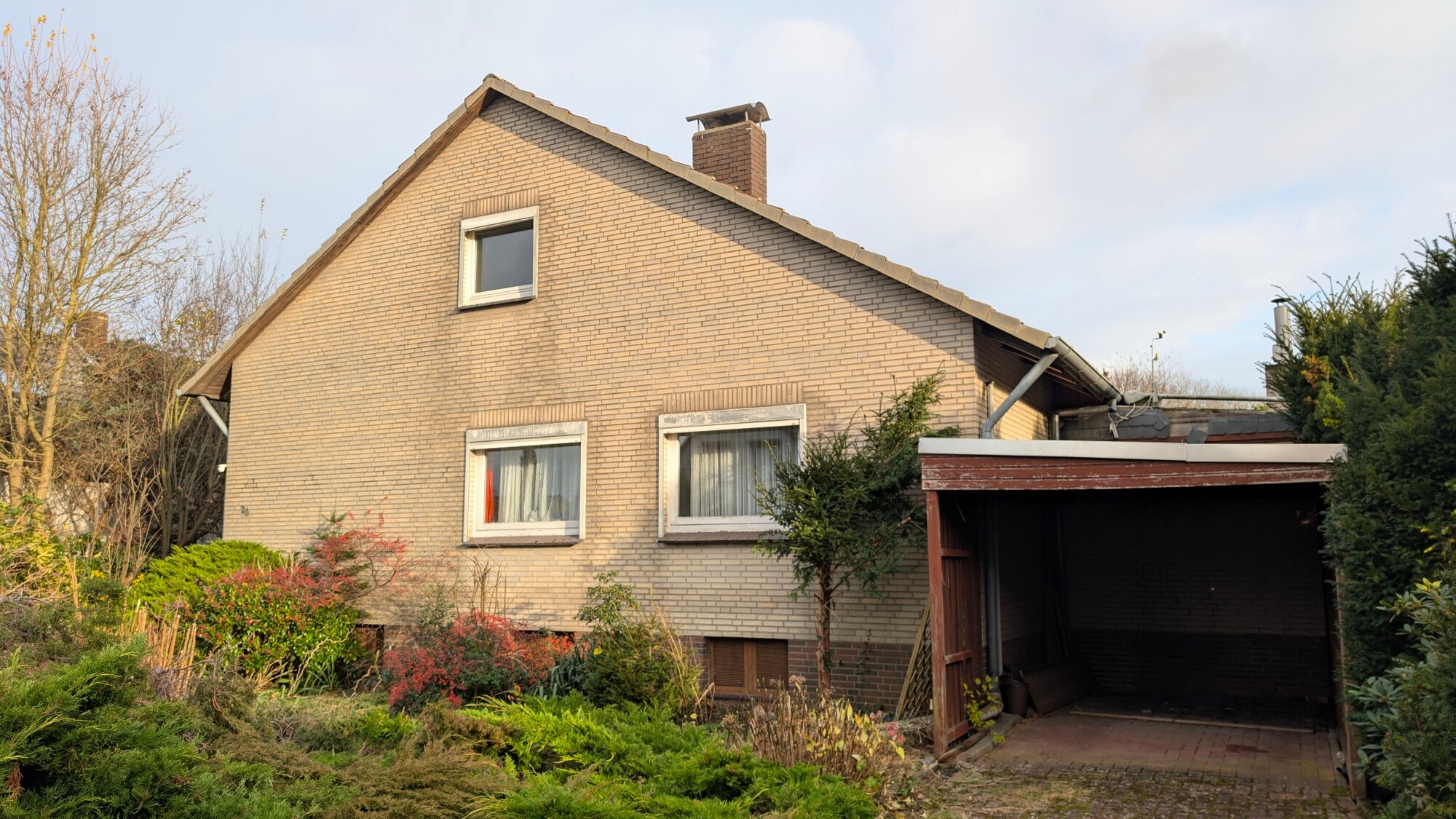 Einfamilienhaus zum Kauf 199.000 € 6 Zimmer 200 m²<br/>Wohnfläche 1.285 m²<br/>Grundstück Nienhorst Nienhagen 29336