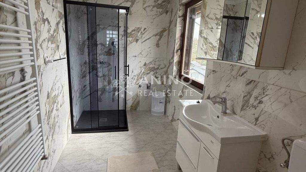 Einfamilienhaus zur Miete 190 € 7 Zimmer 500 m² Grundstück Stubicke Toplice 49000