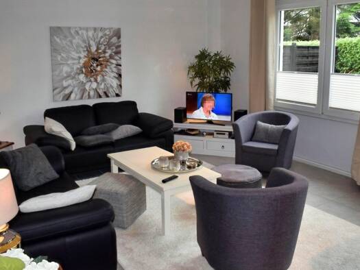 Einfamilienhaus zum Kauf provisionsfrei 379.000 € 3 Zimmer 100 m² 2.194 m² Grundstück frei ab 01.10.2026 Garding 25836