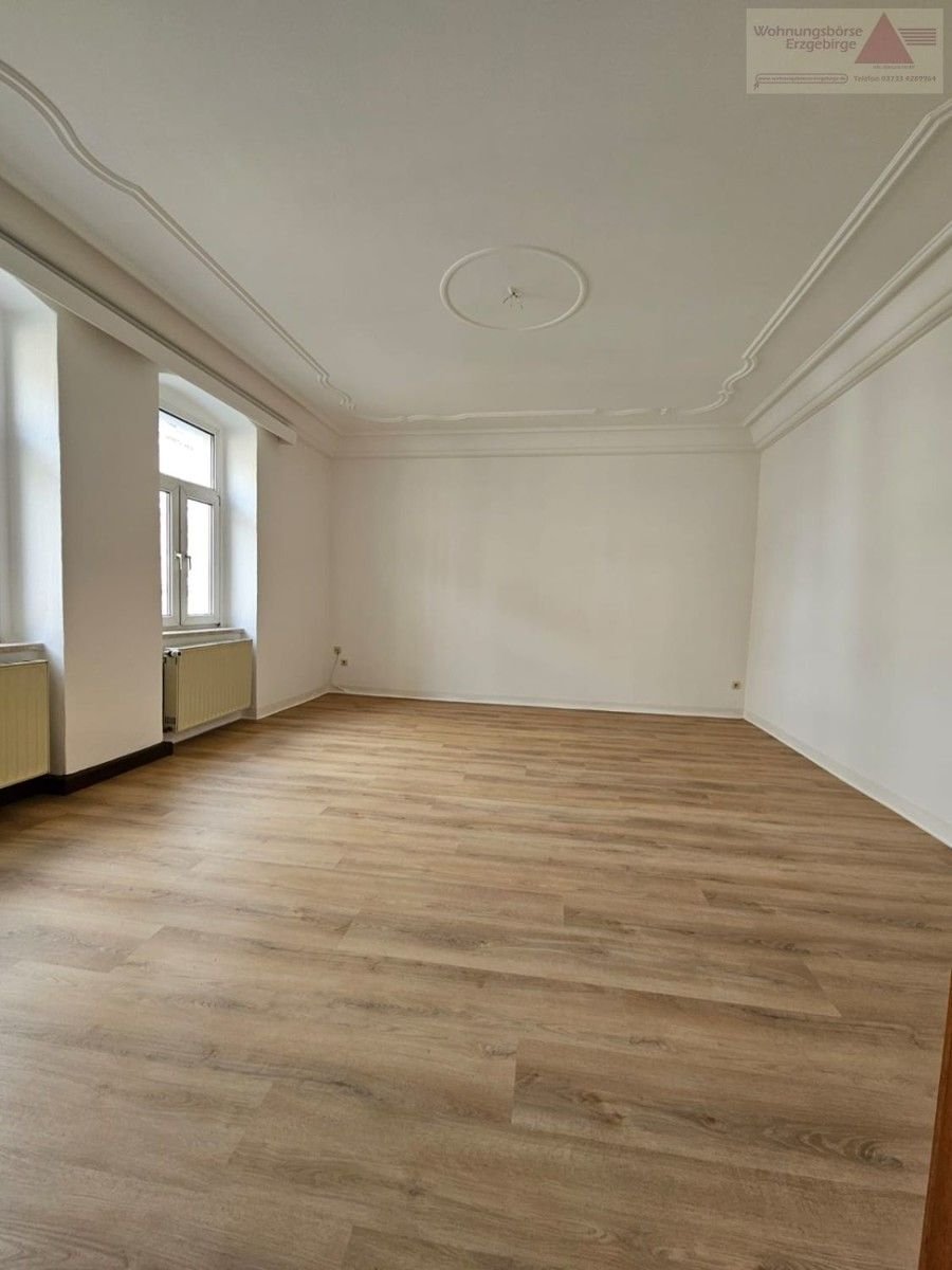 Wohnung zur Miete 430 € 3 Zimmer 90 m²<br/>Wohnfläche 1.<br/>Geschoss Bahnhofstraße 13 Aue-Bad Schlema 08280