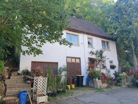 Einfamilienhaus zum Kauf 119.000 € 5,5 Zimmer 120 m² 603 m² Grundstück Niederstetten Niederstetten 97996