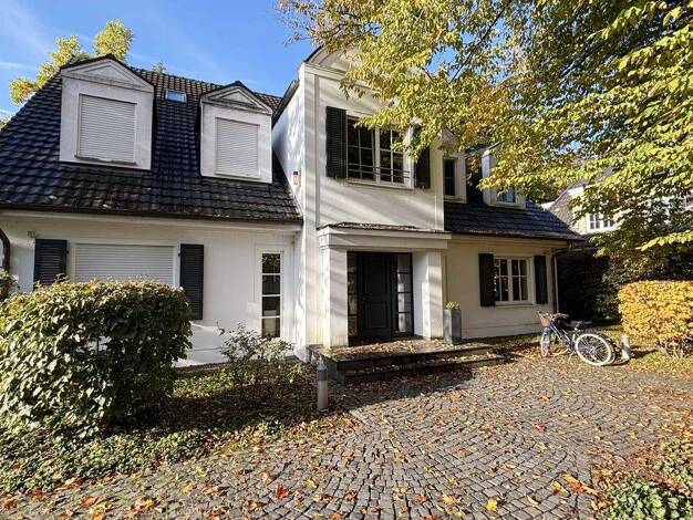 Doppelhaushälfte zur Miete 3.950 € 7 Zimmer 278 m² 250 m² Grundstück Wittlaer Düsseldorf / Wittlaer 40489