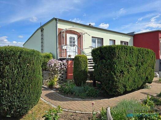 Doppelhaushälfte zum Kauf 159.000 € 4 Zimmer 135 m² 580 m² Grundstück frei ab 01.03.2026 Demmin 17109