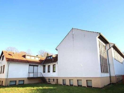 Einfamilienhaus zum Kauf 119.000 € 295 m² 2.000 m² Grundstück Abterode Meißner 37290