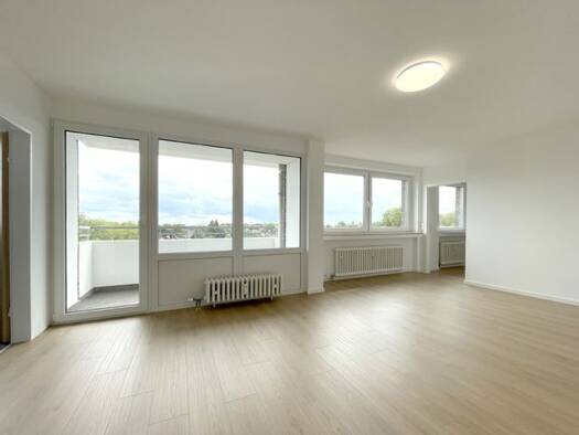 Wohnung zum Kauf 135.000 € 2 Zimmer 50,6 m² Geschoss 5/8 frei ab sofort Karl-Jarres-Str. 182 Dellviertel Duisburg 47053