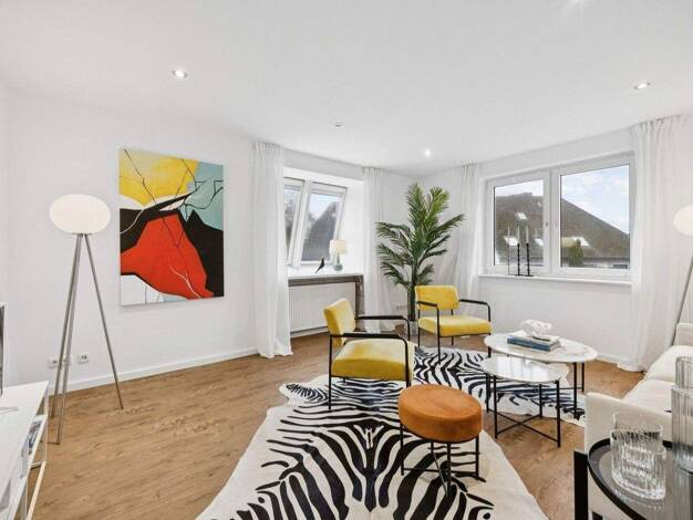 Doppelhaushälfte zum Kauf provisionsfrei 598.000 € 8 Zimmer 203 m² 371 m² Grundstück Pinneberg 25421