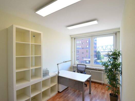 Bürofläche zur Miete provisionsfrei 325 € 1 Zimmer 25 m² Bürofläche Rothenburgsort Hamburg 20539