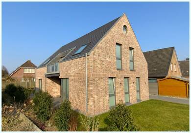 Einfamilienhaus zum Kauf 668.000 € 4 Zimmer 142,1 m² 466 m² Grundstück Husum Husum 25813