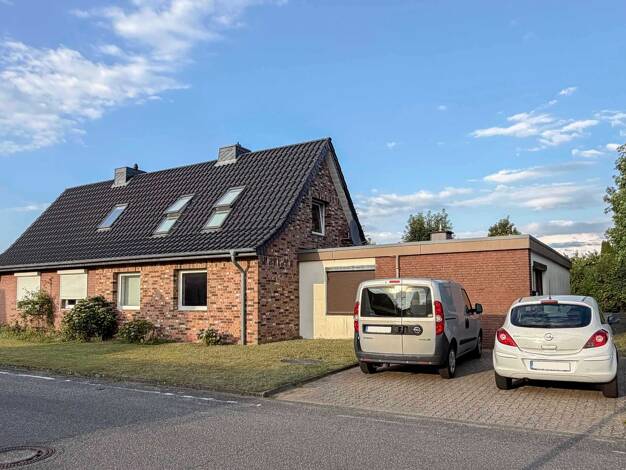 Doppelhaushälfte zum Kauf 349.000 € 4 Zimmer 186 m² 1.006 m² Grundstück Tungendorf Tungendorf 24536