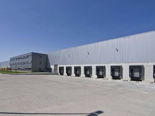 Lagerhalle zur Miete - Erstbezug 4,35 € 15.000 m² Lagerfläche teilbar ab 5.500 m² Am Mühlenacker 8 Altenbauna Baunatal 34225