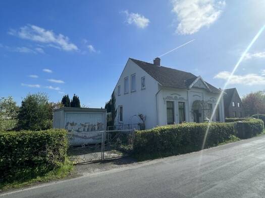Einfamilienhaus zum Kauf 120.000 € 4 Zimmer 144,2 m² 572 m² Grundstück Ritzenbüttel Lemwerder 27809