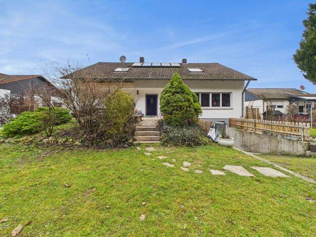 Mehrfamilienhaus zum Kauf 450.000 € 5,5 Zimmer 175 m² 786 m² Grundstück Sollern Altmannstein 93336