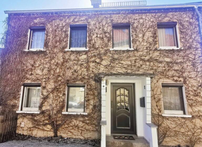 Einfamilienhaus zum Kauf 84.900 € 6 Zimmer 103 m²<br/>Wohnfläche 540 m²<br/>Grundstück Großharthau Großharthau 01909