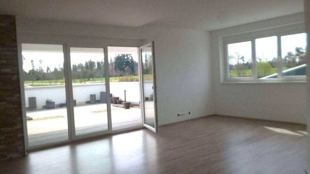 Wohnung zur Miete 990 € 2. Geschoss frei ab 01.06.2026 Tiefenbronn 75233