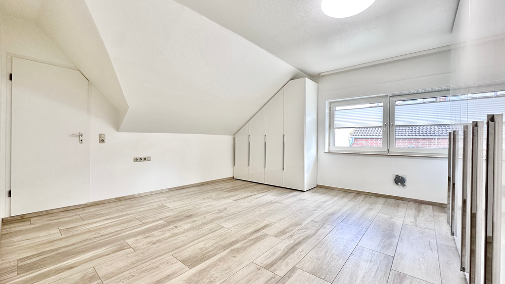 Wohnung zur Miete 1.530 € 2,5 Zimmer 117 m² 1. Geschoss West Ratingen 40878