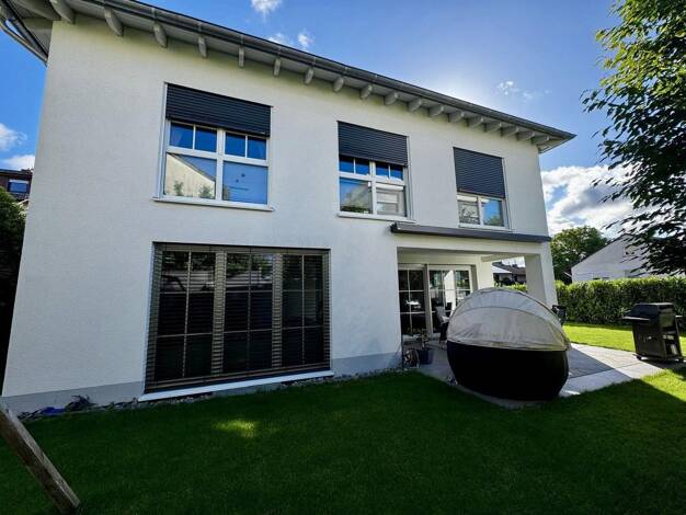 Einfamilienhaus zum Kauf provisionsfrei 1.879.000 € 8 Zimmer 262 m² 540 m² Grundstück Hofheim Hofheim am Taunus 65719