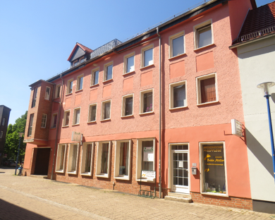 Wohnung zur Miete 620 € 4 Zimmer 90,2 m² 1. Geschoss frei ab 01.09.2025 KirchstraÃe 10 Bitterfeld Bitterfeld-Wolfen 06749