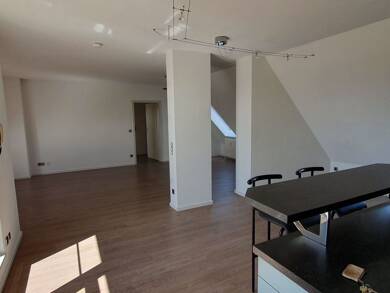 Wohnung zur Miete 990 € 2,5 Zimmer 80 m² Geschoss 5/5 frei ab 01.08.2025 St. Georgen Bayreuth 95448