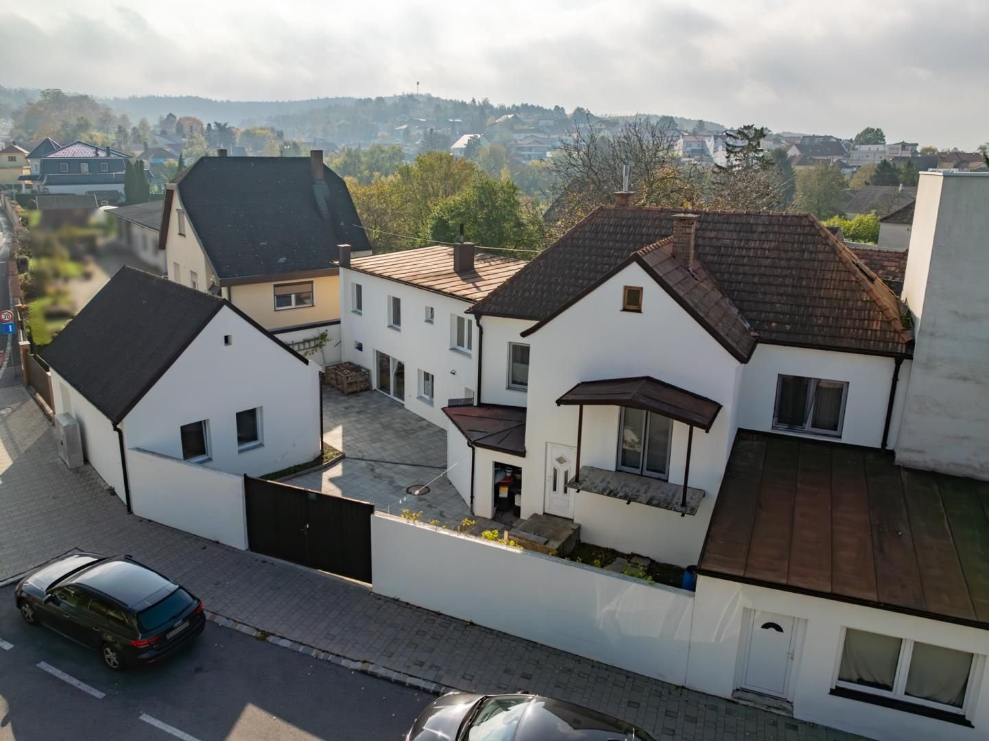 Einfamilienhaus zum Kauf 333.000 € 8 Zimmer 220 m²<br/>Wohnfläche 360 m²<br/>Grundstück 31.12.2024<br/>Verfügbarkeit Hornstein 7053