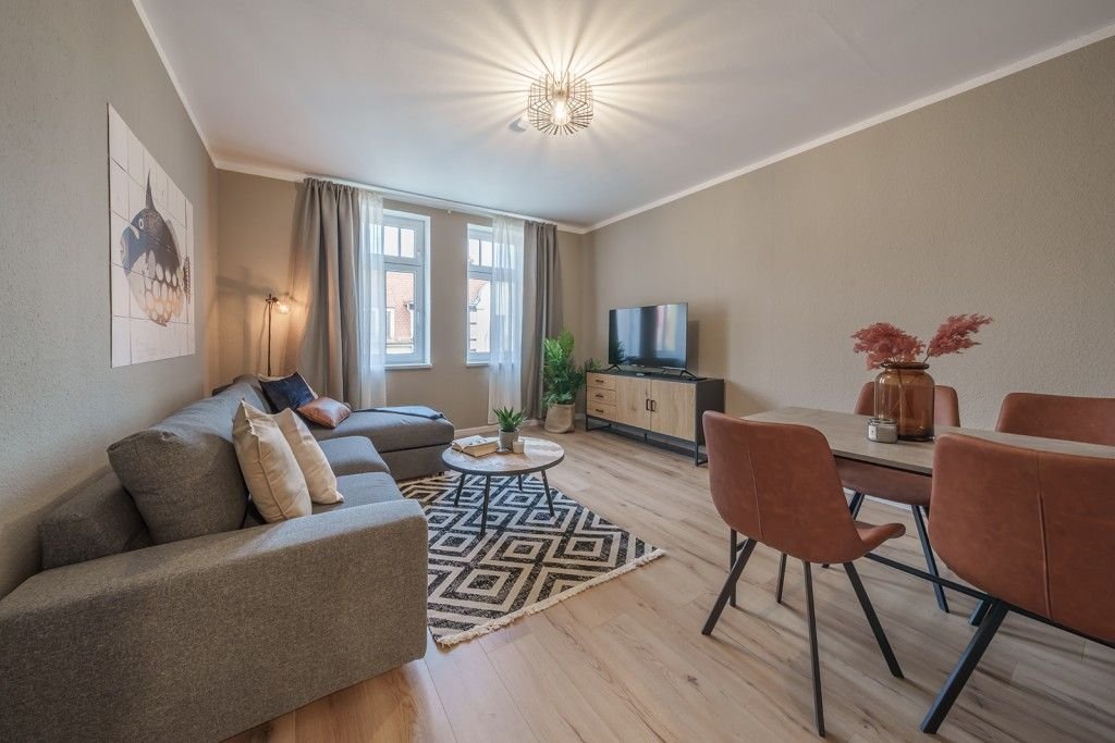 Wohnung zur Miete Wohnen auf Zeit 1.786 € 2 Zimmer 50 m²<br/>Wohnfläche 26.12.2024<br/>Verfügbarkeit Dresdner Straße Freital Freital 01705