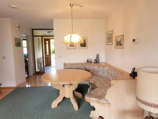 Reihenmittelhaus zum Kauf 365.000 € 6,5 Zimmer 101 m² 316 m² Grundstück frei ab sofort Coburg 96450