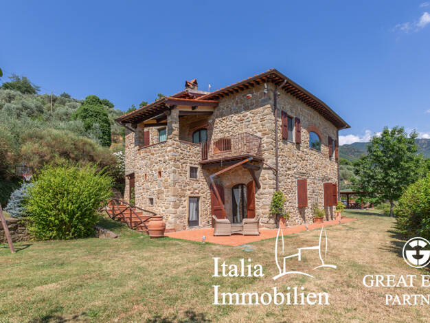 Bauernhaus zum Kauf 1.400.000 € 13 Zimmer 375 m² 29.000 m² Grundstück Reggello 50066