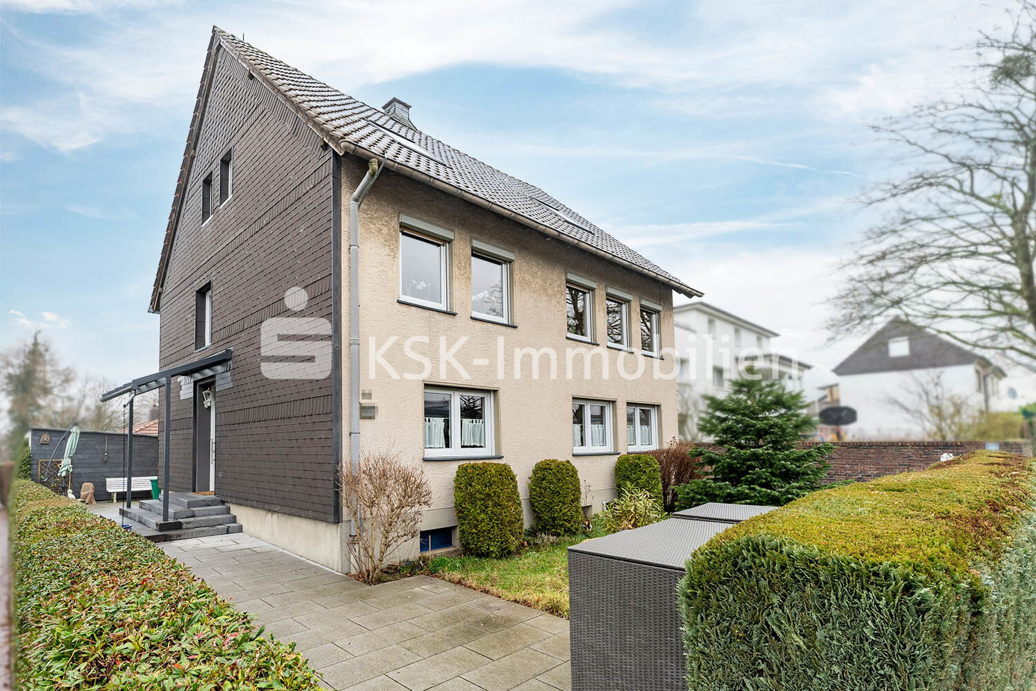 Mehrfamilienhaus zum Kauf 450.000 € 8 Zimmer 178 m²<br/>Wohnfläche 489 m²<br/>Grundstück Kaule Bergisch Gladbach 51429