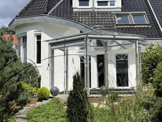 Doppelhaushälfte zur Miete 2.500 € 8 Zimmer 276 m² 583 m² Grundstück frei ab sofort Oesdorf Heroldsbach 91336