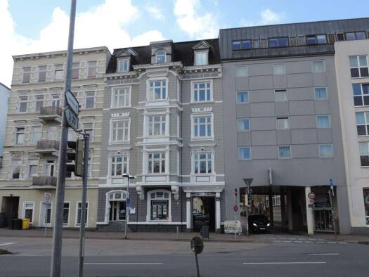 Wohnung zur Miete 780 € 3 Zimmer 111 m² 2. Geschoss Altstadt Flensburg 24937