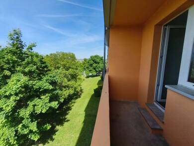 Wohnung zur Miete 395 € 4 Zimmer 71,6 m² 2. Geschoss Karl-Liebknecht-Straße 53 Sangerhausen Sangerhausen 06526