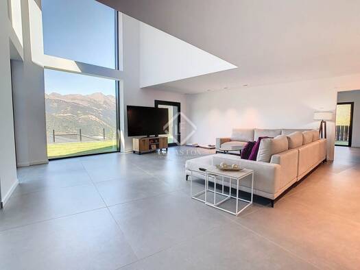 Einfamilienhaus zum Kauf 8.000.000 € 9 Zimmer 1.677 m² 750 m² Grundstück Anyós AD400