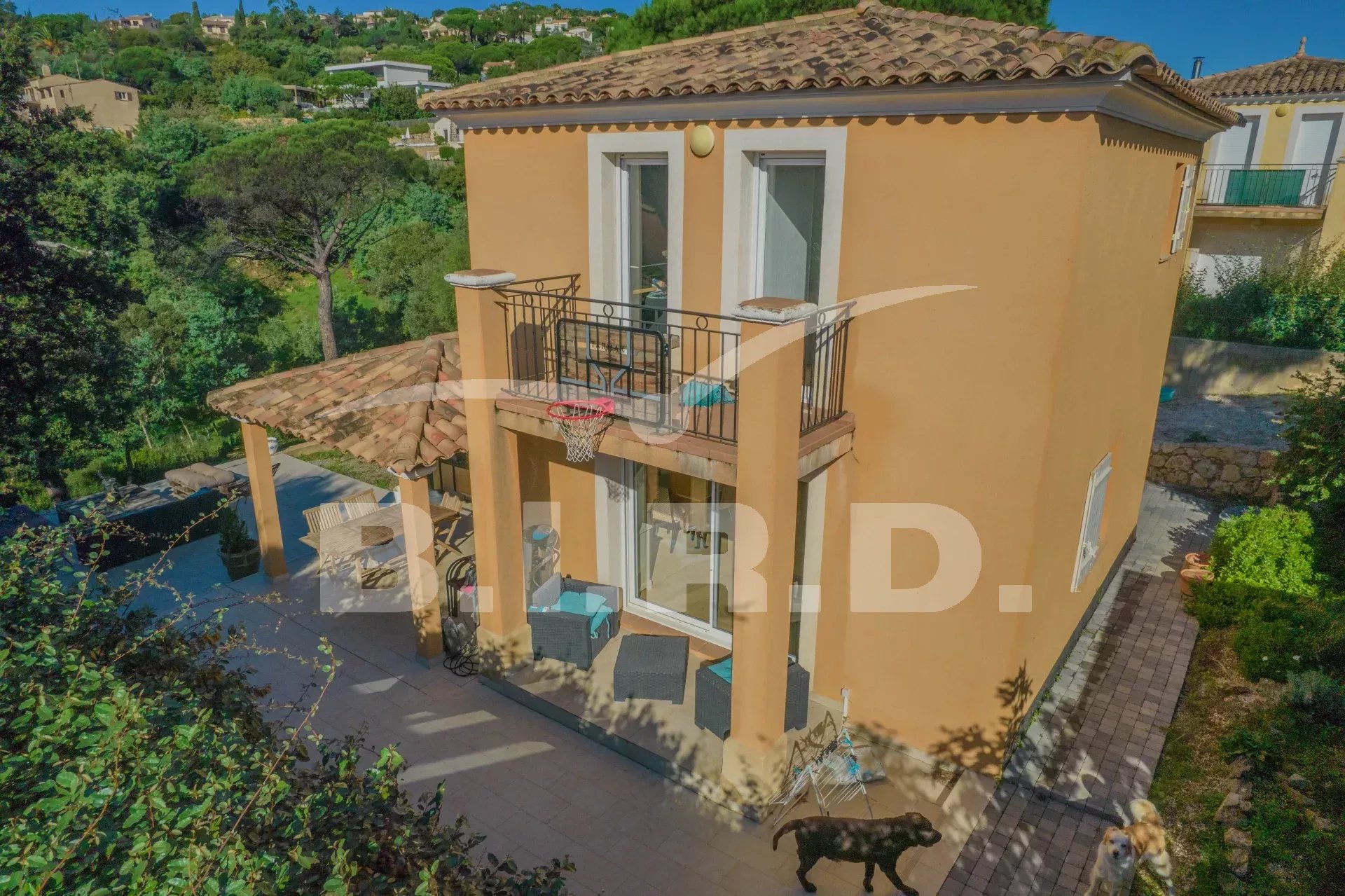 Villa zum Kauf provisionsfrei 699.000 € 4 Zimmer 67 m²<br/>Wohnfläche 1.550 m²<br/>Grundstück Bellecroix-Pont d'Avignon Les Issambres 83380