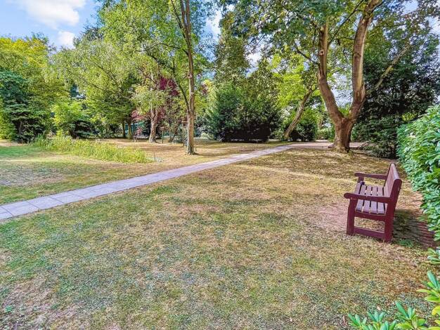Wohnung zum Kauf 305.000 € 3 Zimmer 85 m² 5. Geschoss Bad Homburg Bad Homburg vor der Höhe 61348