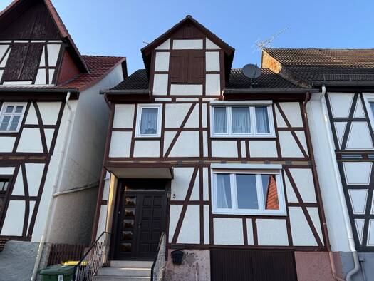 Einfamilienhaus zum Kauf 79.000 € 130 m² 635 m² Grundstück Niederelsungen Wolfhagen 34466