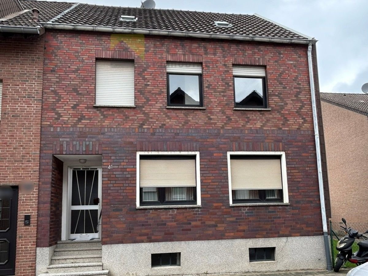 Einfamilienhaus zum Kauf 269.000 € 7 Zimmer 112,5 m²<br/>Wohnfläche 608 m²<br/>Grundstück Merken Düren-Merken 52353