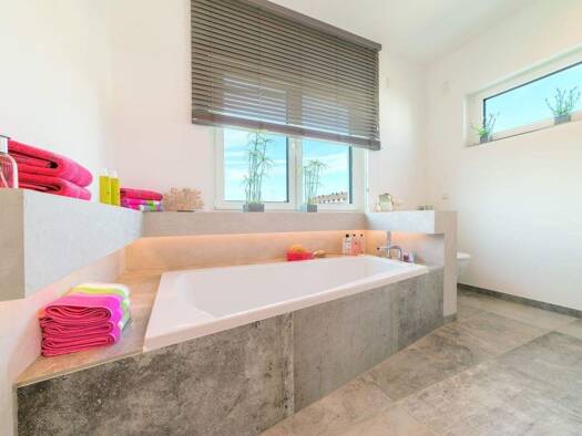 Einfamilienhaus zum Kauf 994.000 € 5 Zimmer 172,3 m² 450 m² Grundstück Erlangen-Süd Erlangen 91058