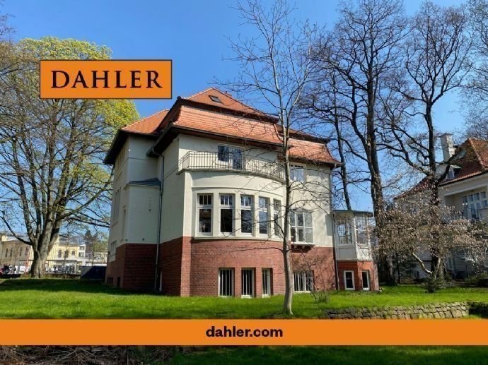 Büro-/Praxisfläche zur Miete 7.200 € 12 Zimmer 406 m²<br/>Bürofläche Blankenese Hamburg 22587