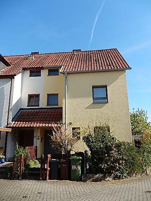 Reihenendhaus zum Kauf 578.000 € 5 Zimmer 134 m²<br/>Wohnfläche 282 m²<br/>Grundstück Dr.Wilhelm-Schaeffler-Str. 21 Herzogenaurach 5 Herzogenaurach 91074