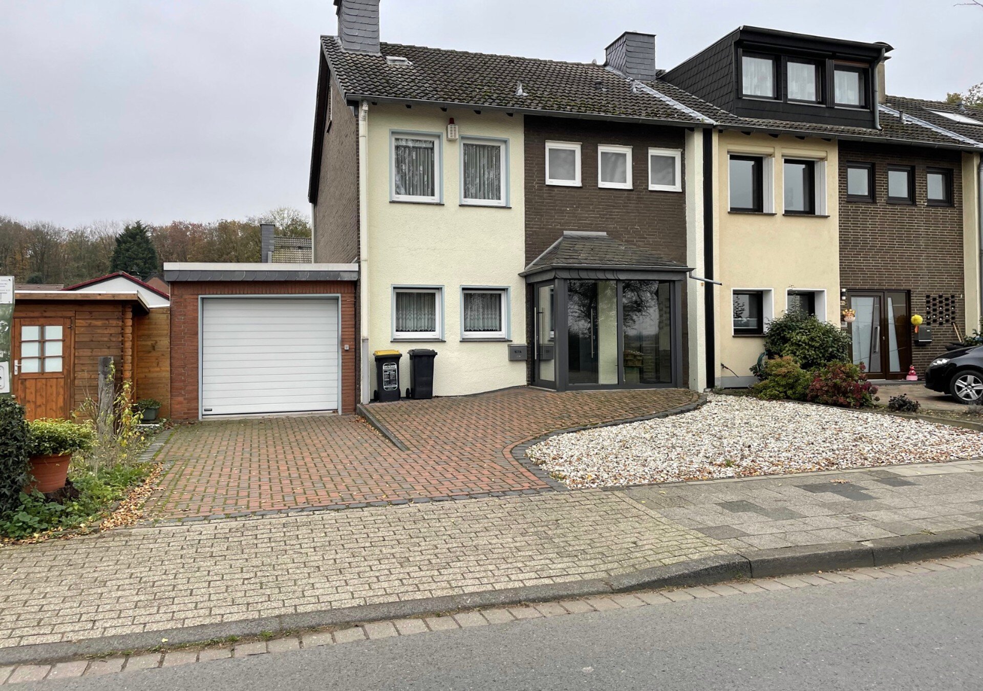 Reihenendhaus zum Kauf 241.000 € 4 Zimmer 113 m²<br/>Wohnfläche 371 m²<br/>Grundstück Baerl Duisburg 47199