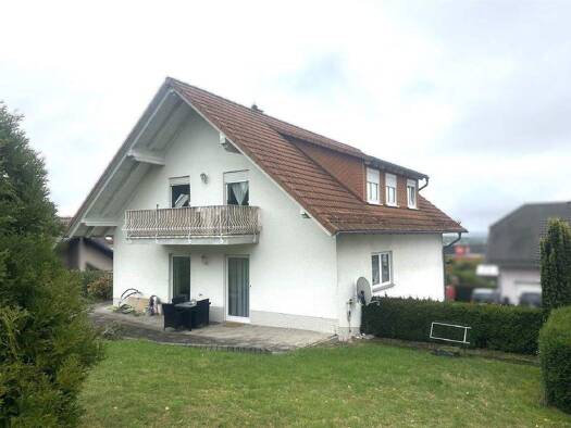 Mehrfamilienhaus zum Kauf 395.000 € 8 Zimmer 240 m² 1.349 m² Grundstück Battenberg Battenberg (Eder)-Battenberg 35088