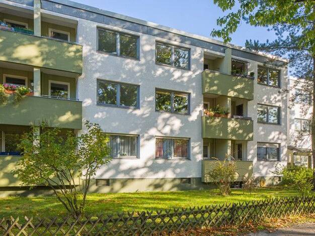 Wohnung zur Miete 443 € 1 Zimmer 29,3 m² 1. Geschoss frei ab 01.12.2026 Beerenstraße 11 Zehlendorf Berlin 14163