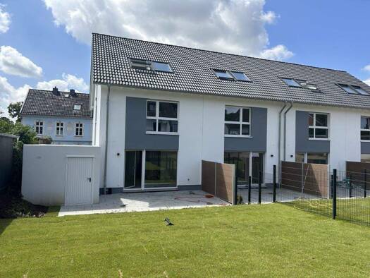 Einfamilienhaus zur Miete 2.425 € 5 Zimmer 137 m² 270 m² Grundstück frei ab sofort Reusrath Langenfeld (Rheinland) 40764