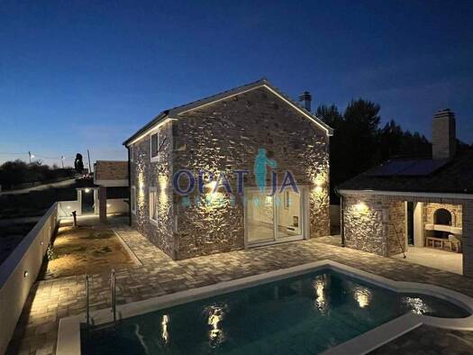 Einfamilienhaus zum Kauf 800.000 € 5 Zimmer Vrsi