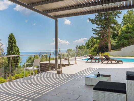 Villa zum Kauf 2.500.000 € 6 Zimmer 489 m² 7.400 m² Grundstück frei ab sofort ? - 1550 ? - 1550 Municipality of Central Corfu and Diapontia Islands 49084