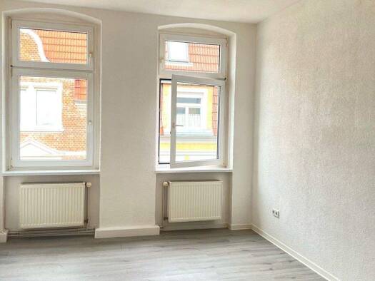 Wohnung zur Miete 350 € 2 Zimmer 58 m² 2. Geschoss Aschersleben 06449