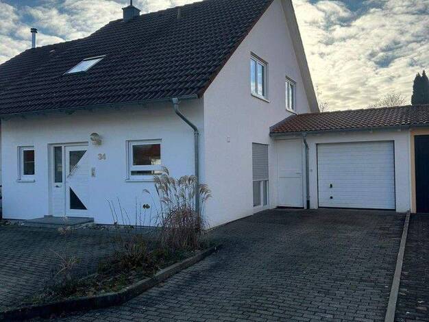 Doppelhaushälfte zur Miete 1.050 € 4 Zimmer 99 m² 397 m² Grundstück Langenenslingen 88515