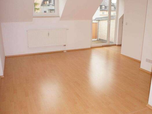 Wohnung zur Miete 299 € 2 Zimmer 52,2 m² 4. Geschoss frei ab 01.02.2026 Limbacher Straße 57 Kaßberg Chemnitz 09113
